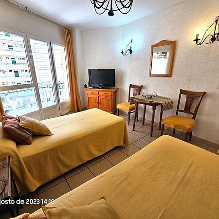 Estudio Acogedor Y Tranquilo En Zona Estupenda Fuengirola Exterior foto